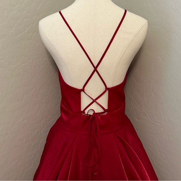 NEW CHRISTNA WU SZ 16 CLARET RED FORMAL ORGANZA TIE BACK BALLGOWN WITH POCKETS - Picture 7 of 13